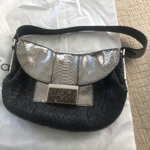 CALVIN KLEIN SHOULDER BAG
